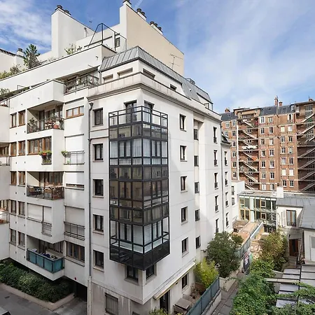 Porto - 1 A Auteuil פריז