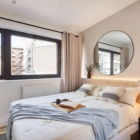 Porto - 1 A Auteuil פריז